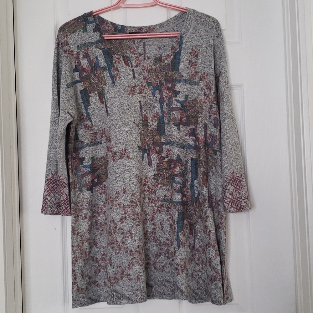 Inoah 3/4 sleeve Tops NWOT